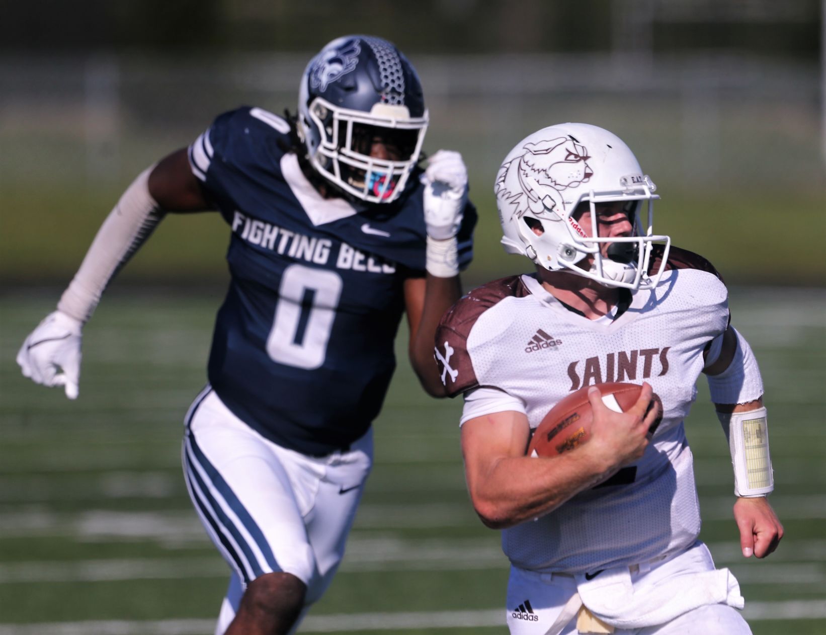 102321-qc-spt-ambrose fball41.jpg